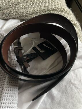 Men’s Nike Reversible XL (42-44) Black Belt NWT